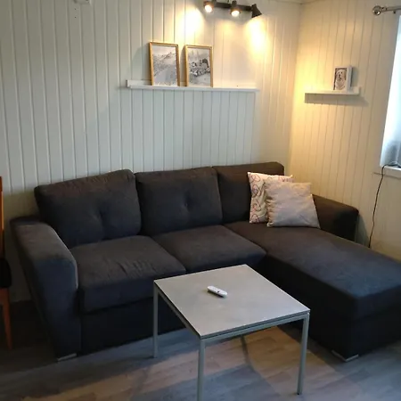 Arctic Retreat - Two Separate Bedroom