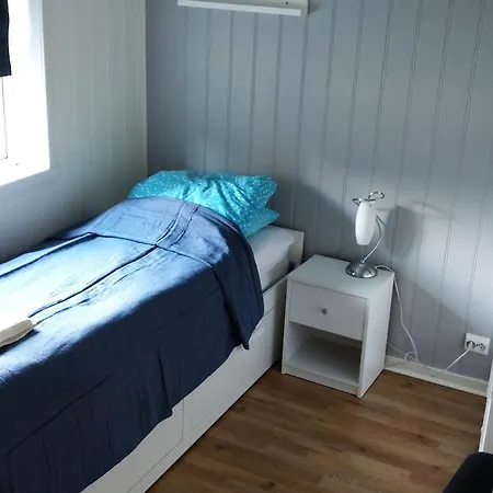 Arctic Retreat - Two Separate Bedroom *