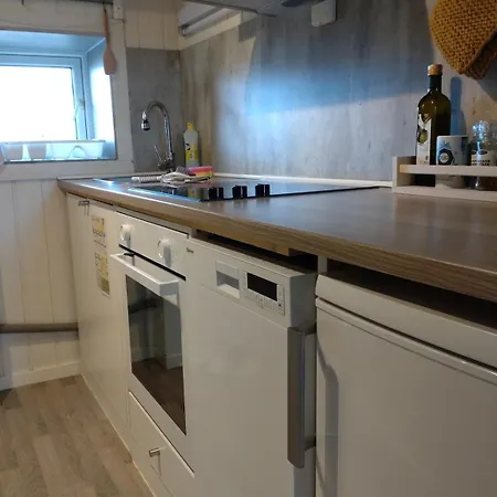 Arctic Retreat - Two Separate Bedroom