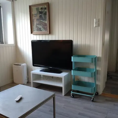 Apartment Arctic Retreat - Two Separate Bedroom Tromso